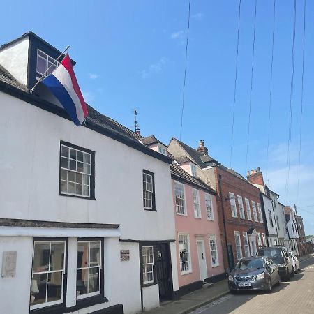 The Swan Inn Harwich Exteriör bild
